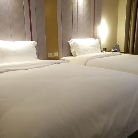 Zmax-Yantai Shimao Coast Branch Hotel Екстериор снимка
